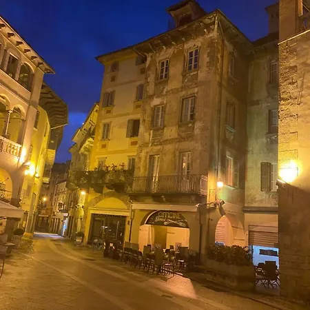 Antica Dimora Del Mercato Domodossola Exterior foto